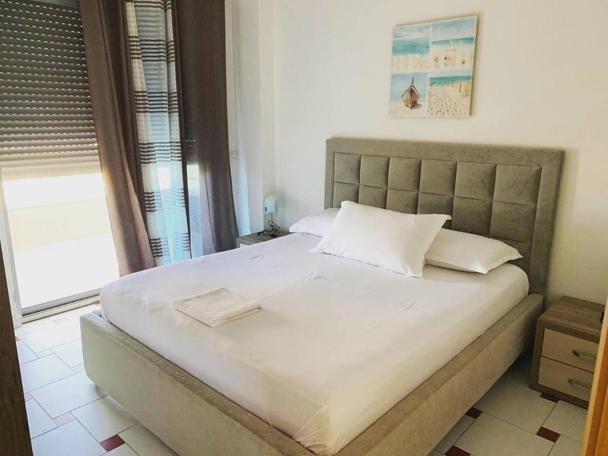 Jasmine Apartments Sarande Bagian luar foto
