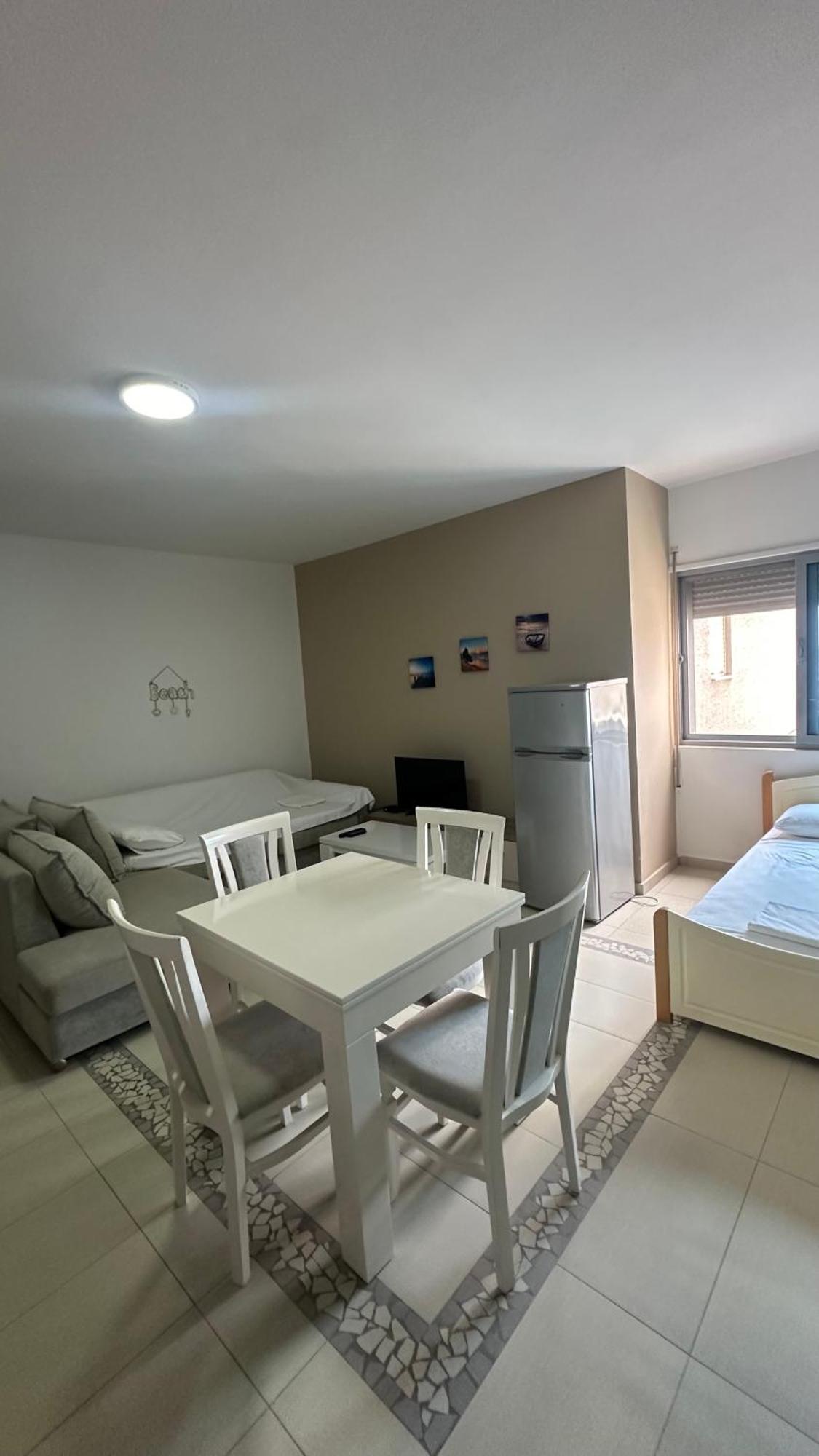 Jasmine Apartments Sarande Bagian luar foto